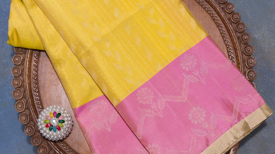 simple traditional saree look