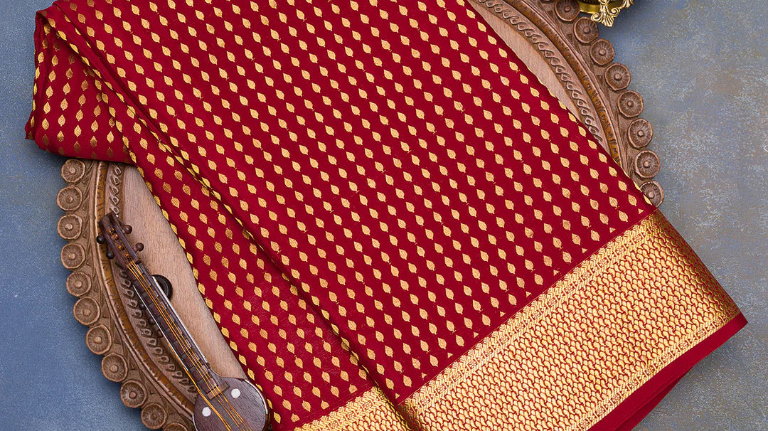 silk saree weaving