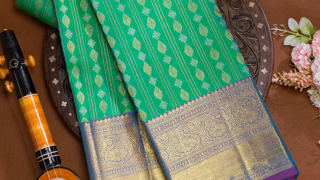 how to wear a saree for a wedding