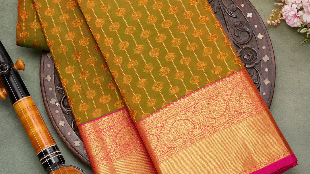rekha saree looks