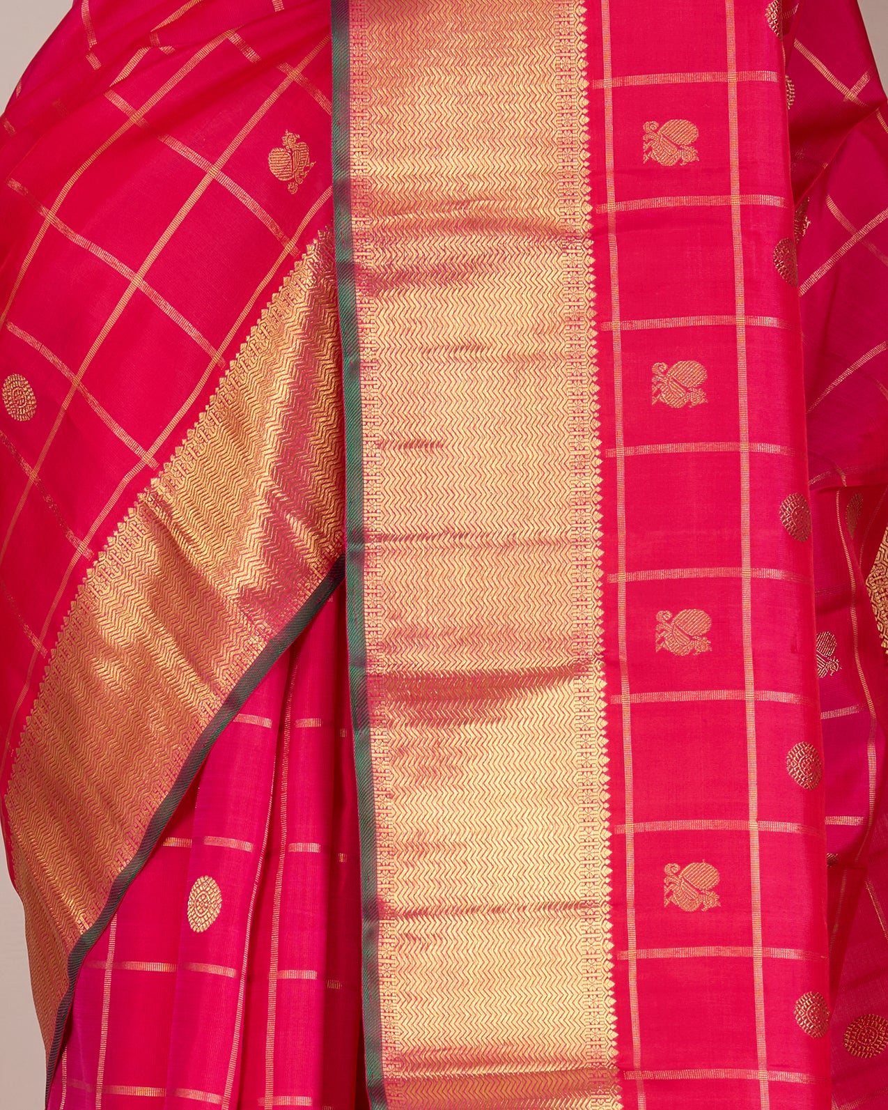 Bright Red & Pink Dual-Tone Pure Kanjeevaram Silk Saree with Zari Checks - detail