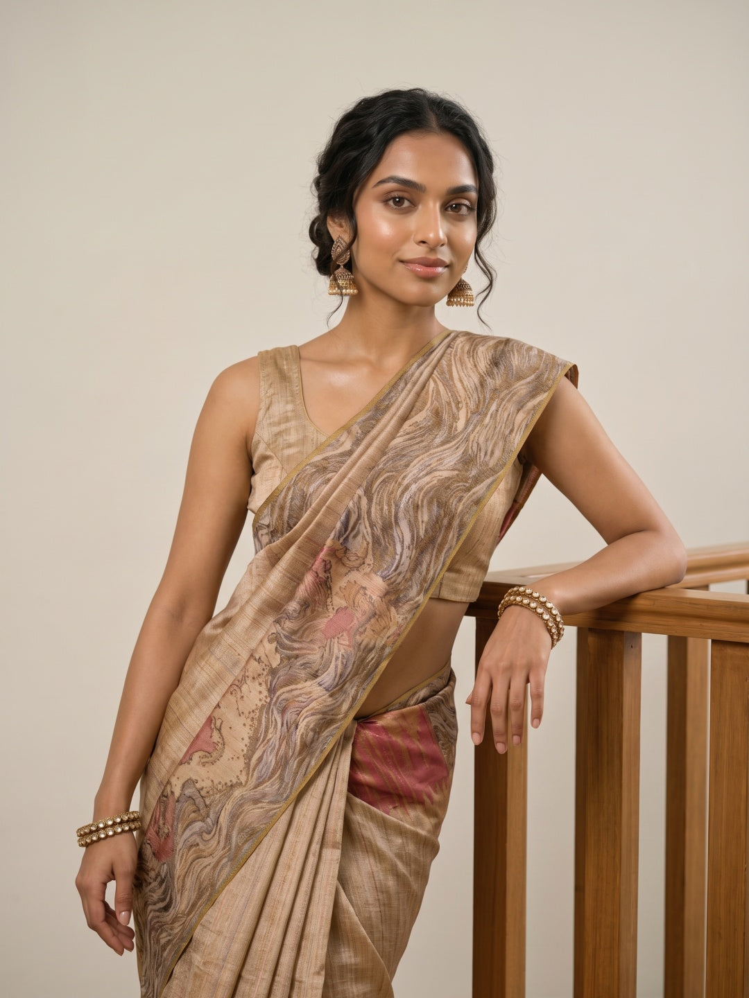 Pink & Gold Pure Kanjeevaram Designer Silk Saree with Floral Motifs - detail