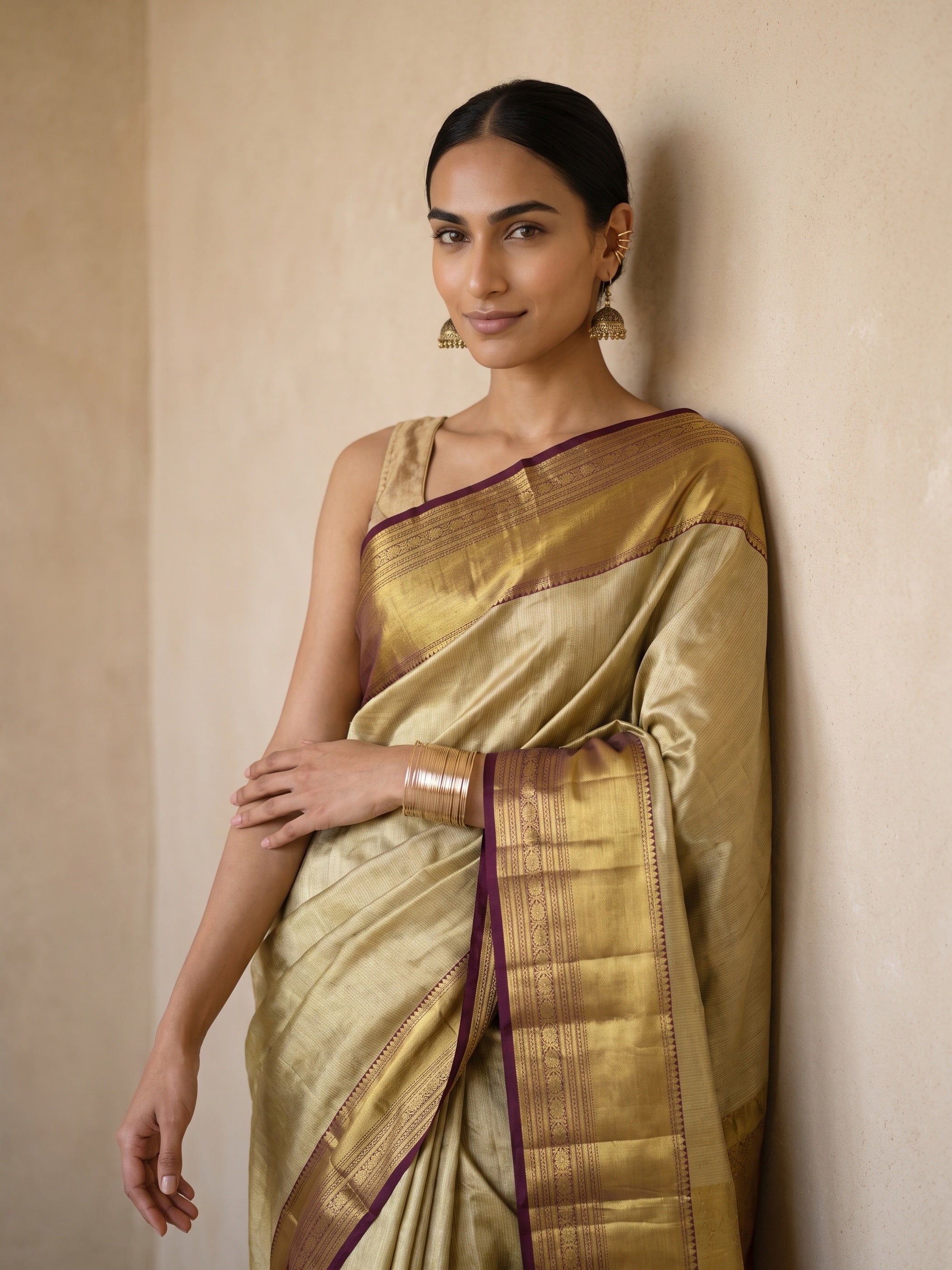 Golden Pure Kanjivaram Tissue Silk Saree - close-up