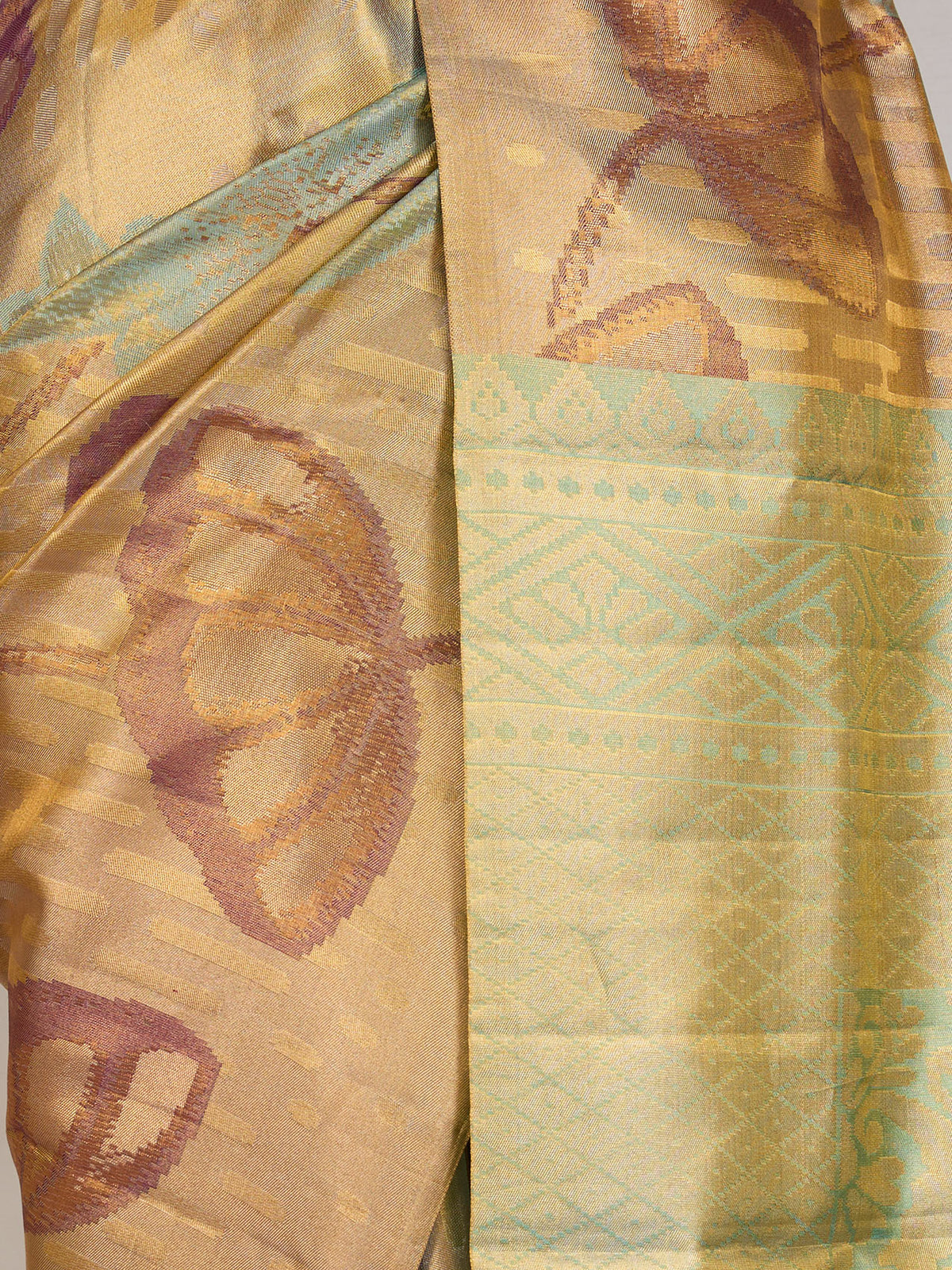 Golden Banaras Georgette Saree - fabric detail