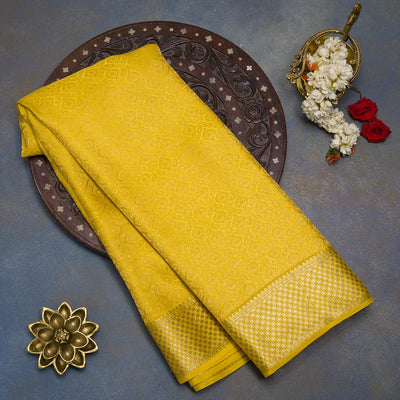 5 Innovative Ways to Drape Modern Silk Sarees this Wedding season!