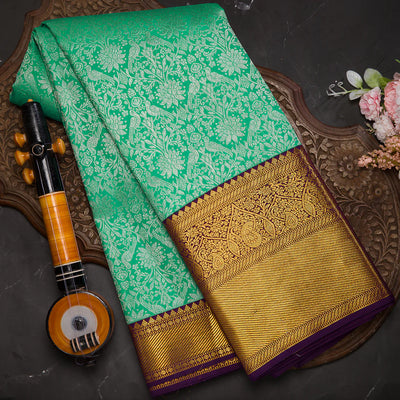 A Step-by-Step Guide to Wearing a Bengali Bridal Saree