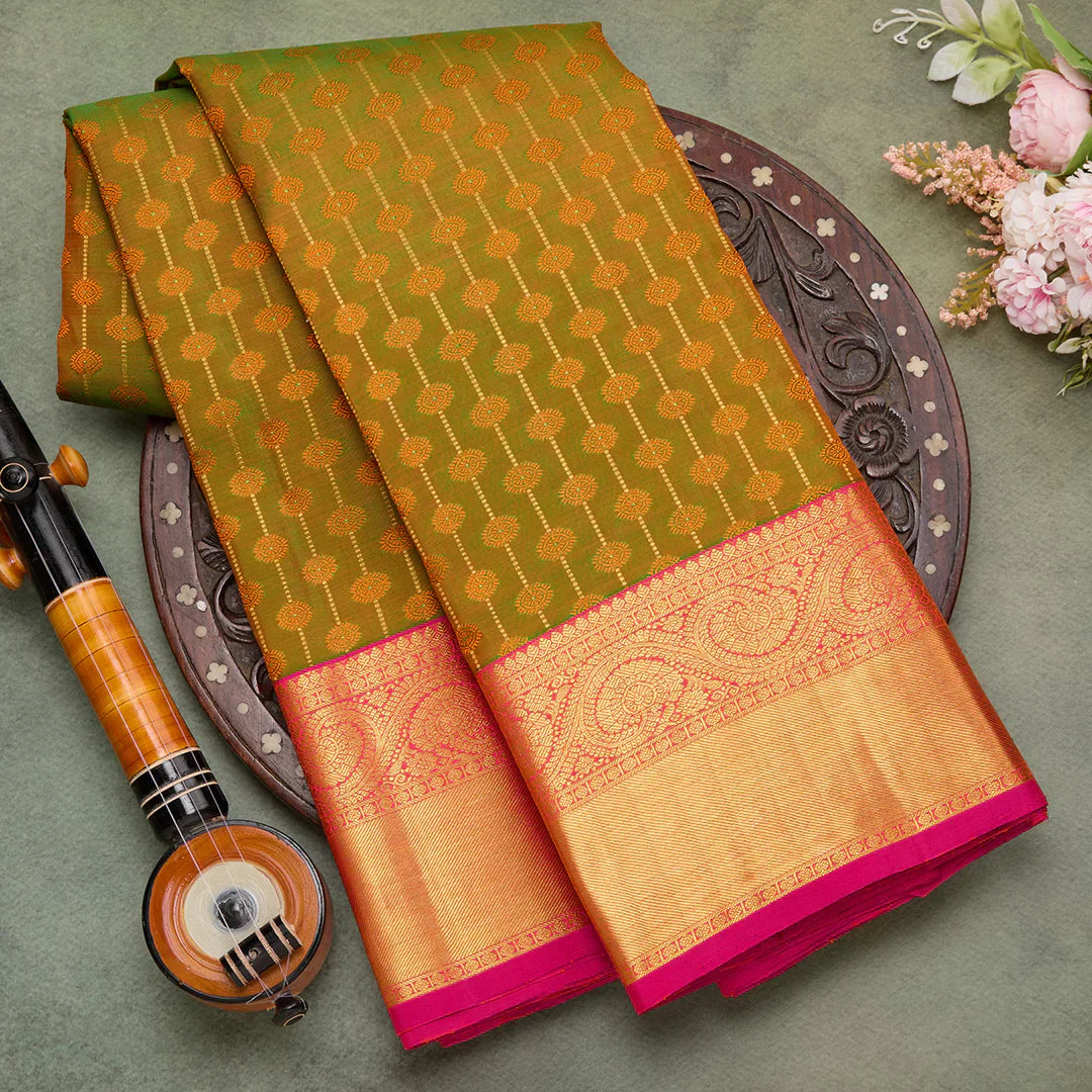 rekha saree looks