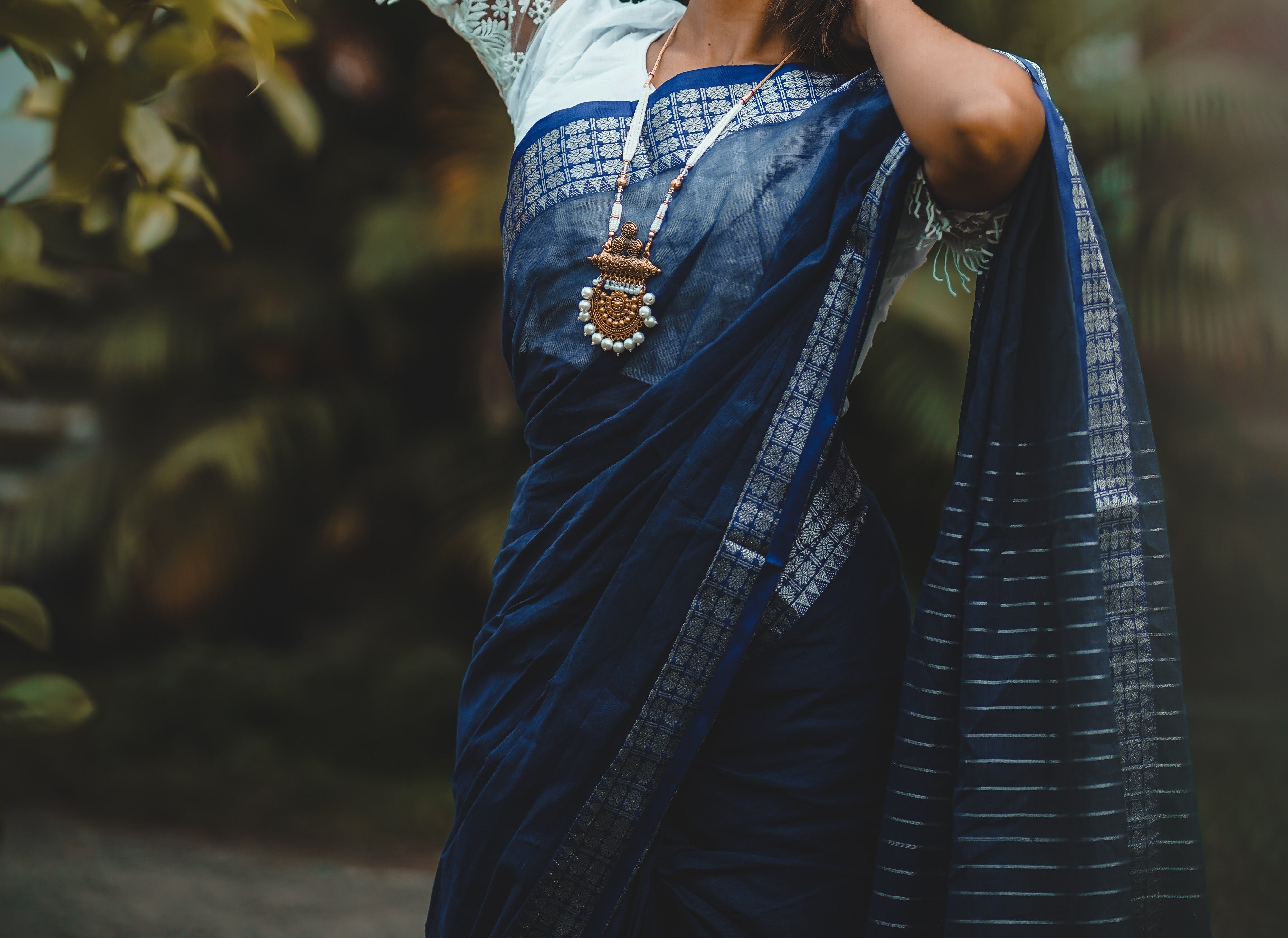  remove oil stain from silk saree