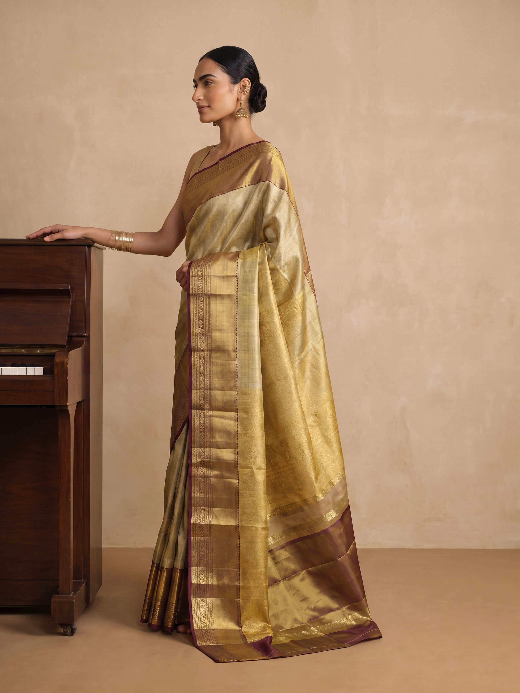 Golden Pure Kanjivaram Tissue Silk Saree - side