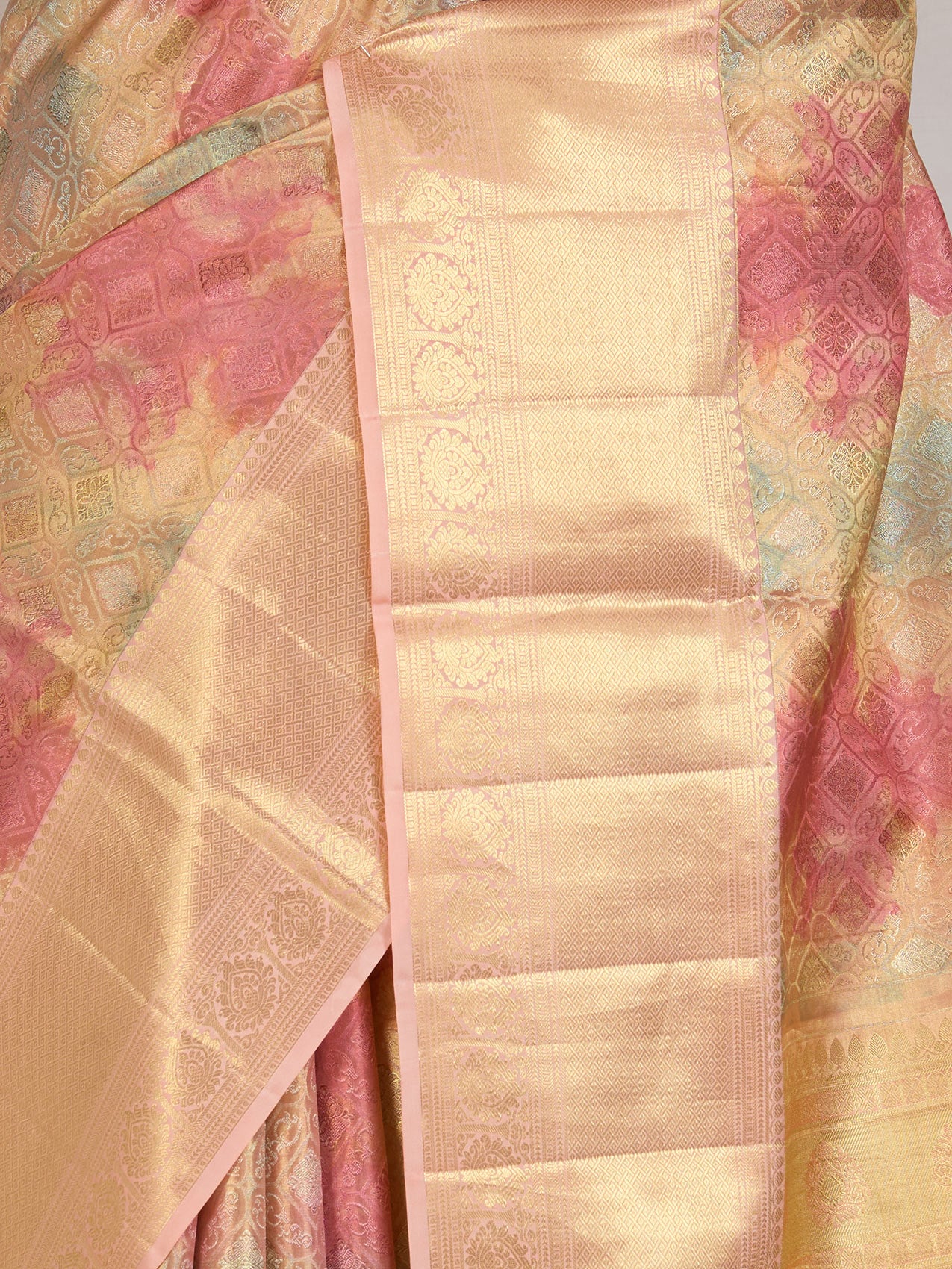 Golden Banaras Georgette Saree - fabric detail
