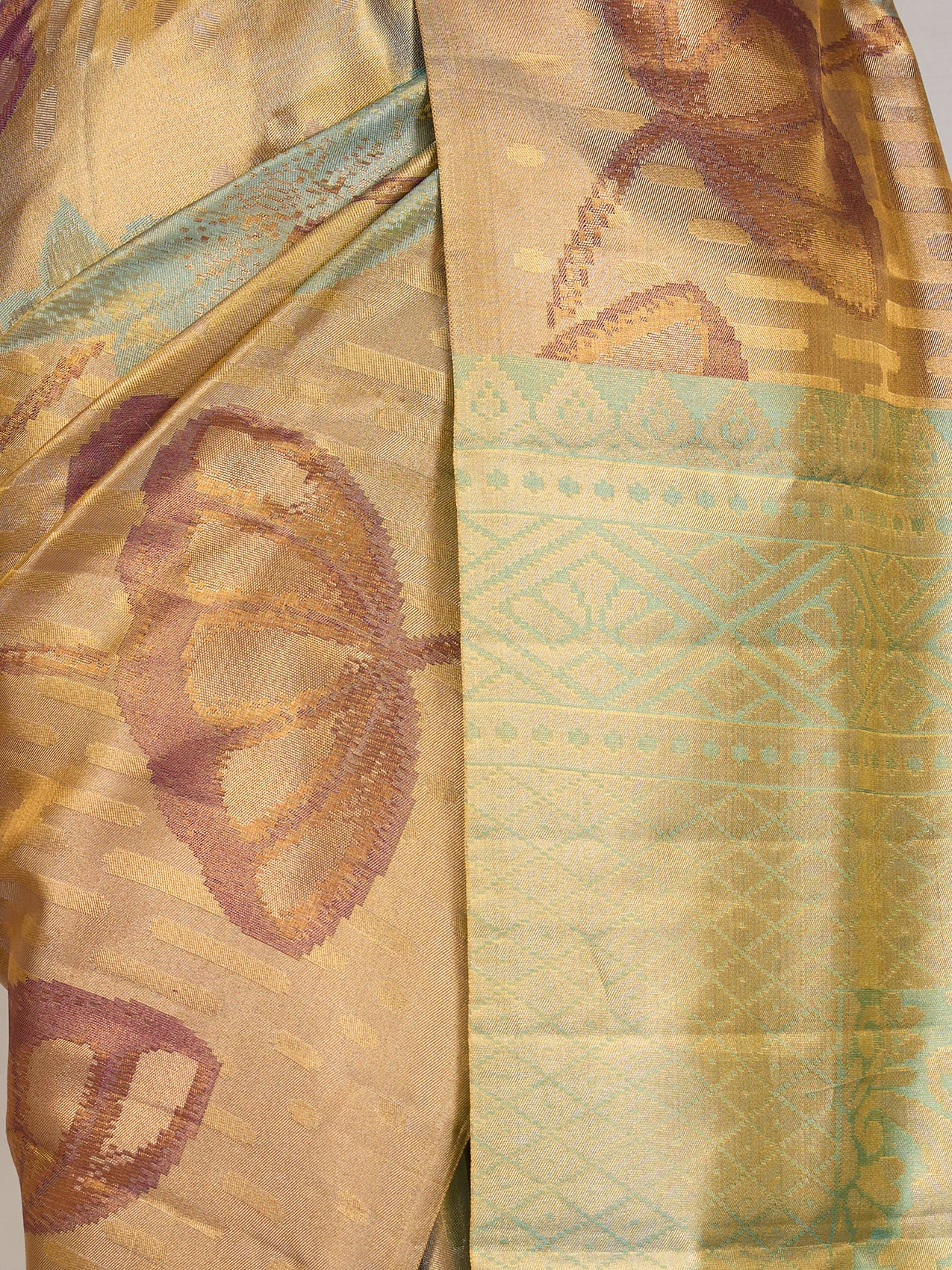Golden Banaras Georgette Saree - fabric detail